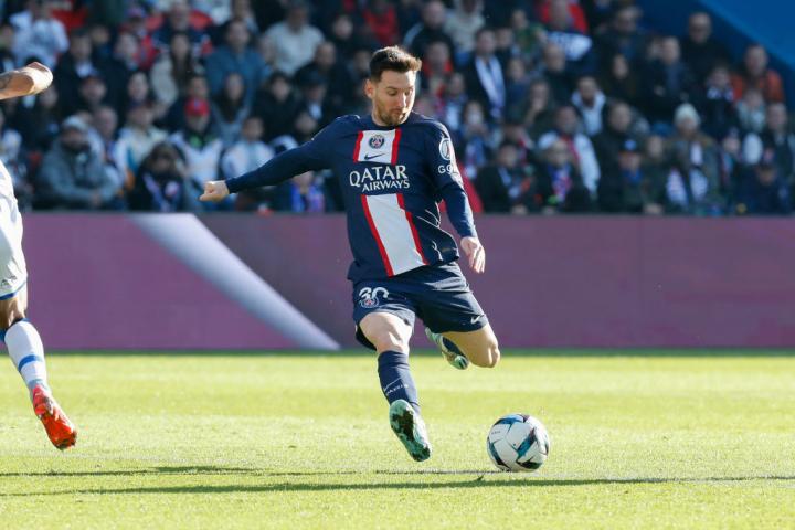 琼斯禁区前 琼斯禁区前