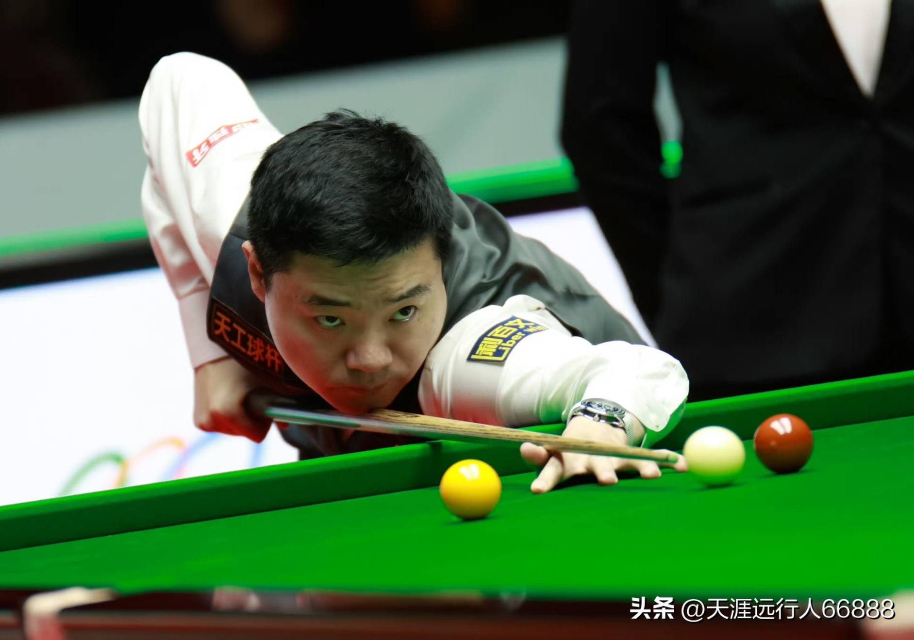 外界认为其 外界认为其